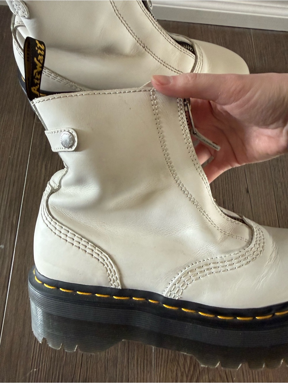Doc Martens Jetta Leather Platform Boots Size 8 - Picture 2 of 8